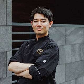 オッジダルマット 西麻布 料理長